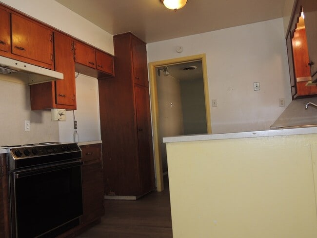 Building Photo - 1813 Petroleum Dr