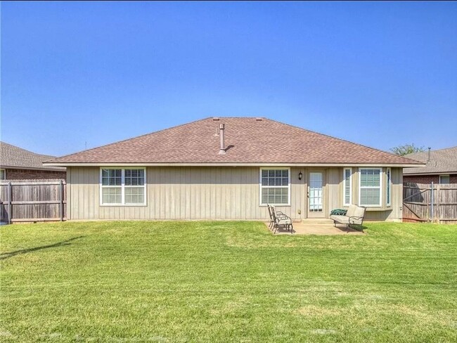 Building Photo - Edmond home with Storm Shelter