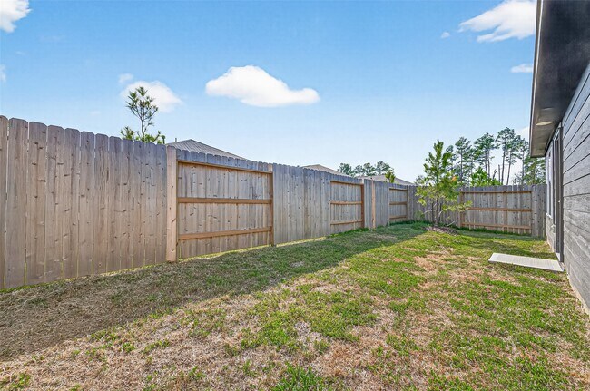 Building Photo - 3104 Twisted Myrtle Dr