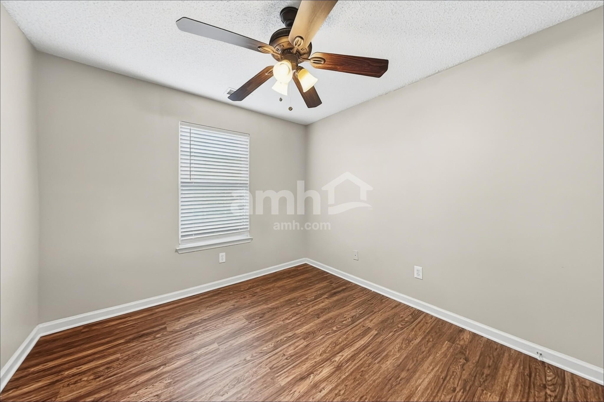 Building Photo - 3276 Peach Ct NW