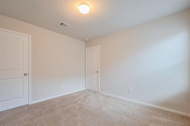 Building Photo - 3010 Veeder Pass Ln