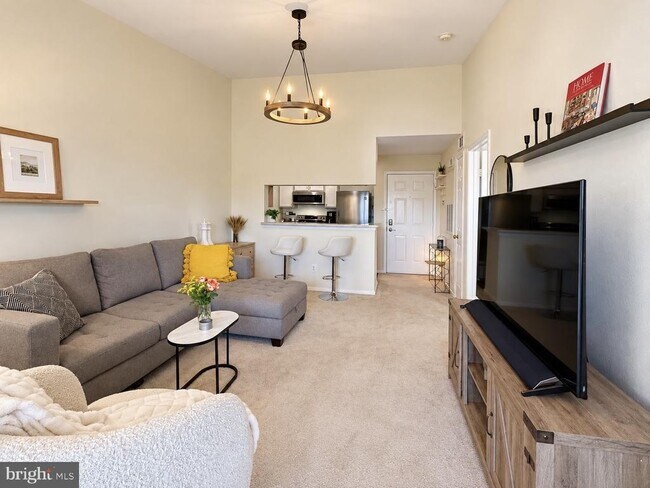 Building Photo - 3315 Wyndham Cir