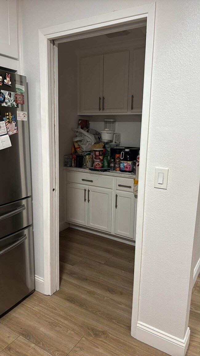 Building Photo - 1680 Gamay Cir