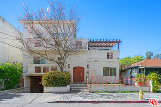 Building Photo - 5335 Cartwright Ave