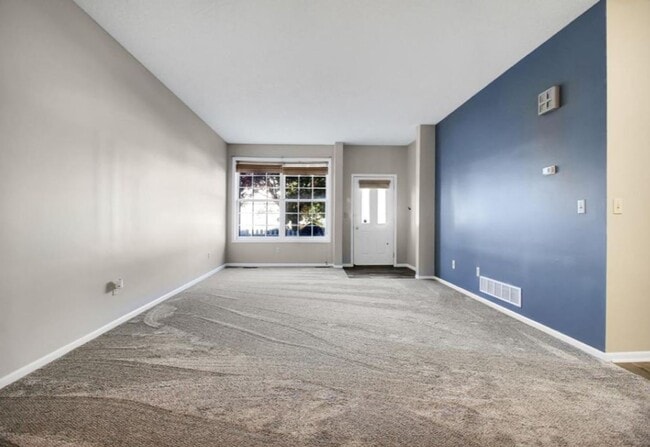 Building Photo - 2 Bedroom 2 Bath Beautiful Modern Living in Maple Grove for $2,150/month! 2 Stall Garage Included!