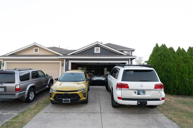 Building Photo - 17921 Kenai Fjords Dr