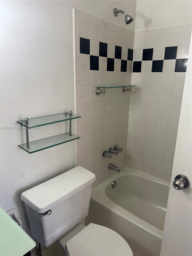 Building Photo - 1502 Jefferson Ave