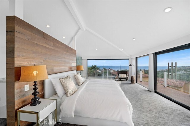 Building Photo - 343 Emerald Bay