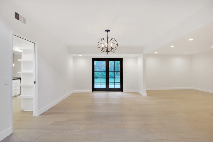 Building Photo - 23450 Park Hermosa