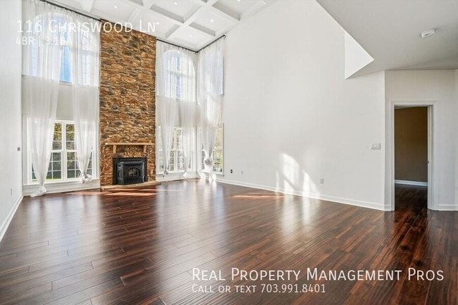 Building Photo - 116 Chriswood Ln