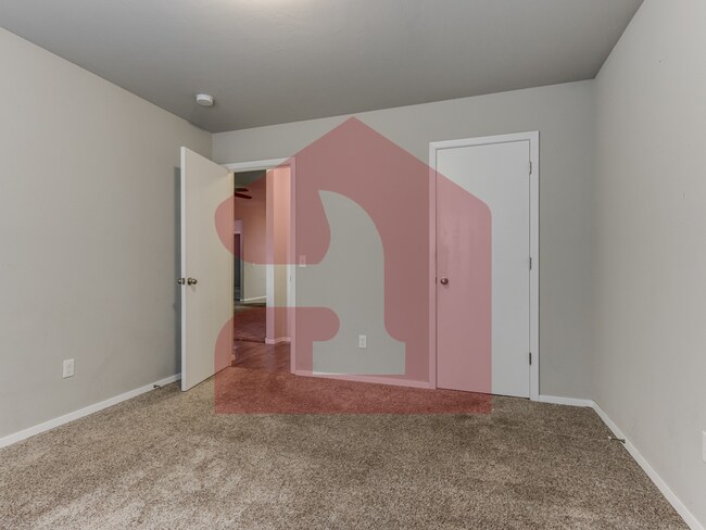 Building Photo - 1865 Jack Rabbit Ln