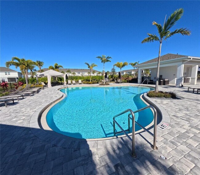 Building Photo - 16511 San Nicola Pl