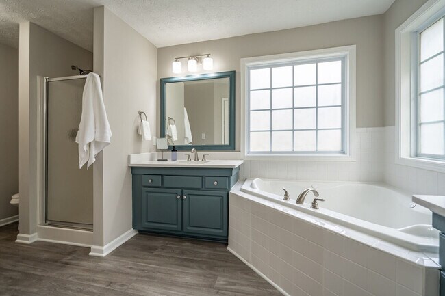 Building Photo - 104 Kingston Pointe Dr