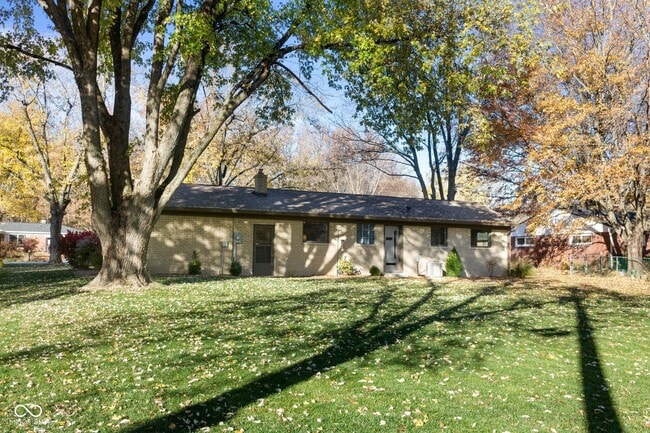 Building Photo - 10327 Orchard Way