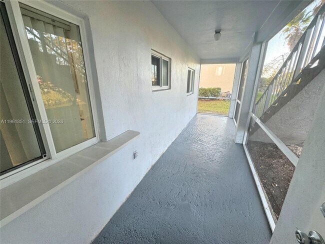 Building Photo - 10601 NW 45th St