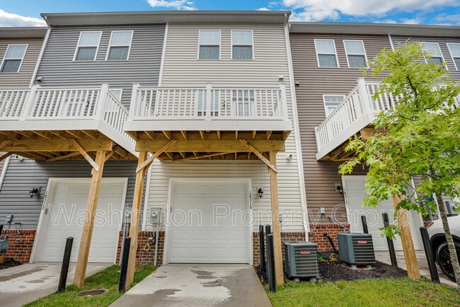 Building Photo - 18315 Reaper Hl Ct