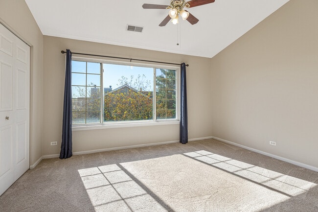 Building Photo - 3103 Anton Dr
