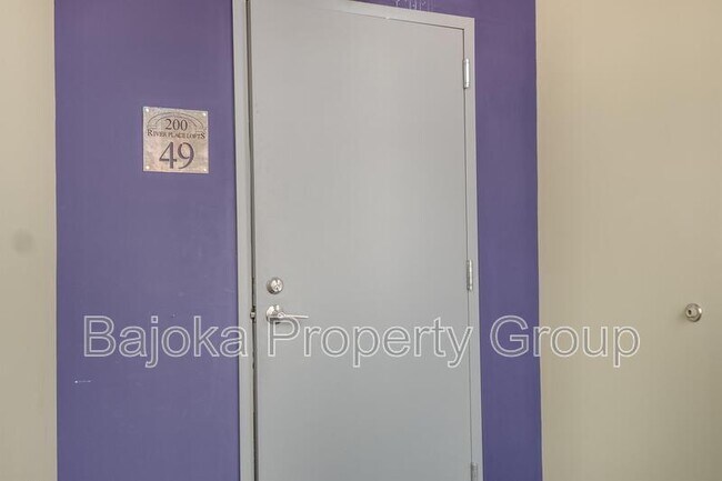 Building Photo - 200 River Pl Dr