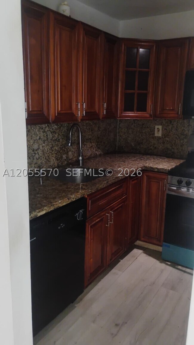 Building Photo - 486 NW 165th St