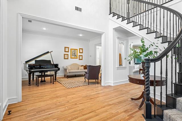 Building Photo - 2008 Sleepy Hollow Ln