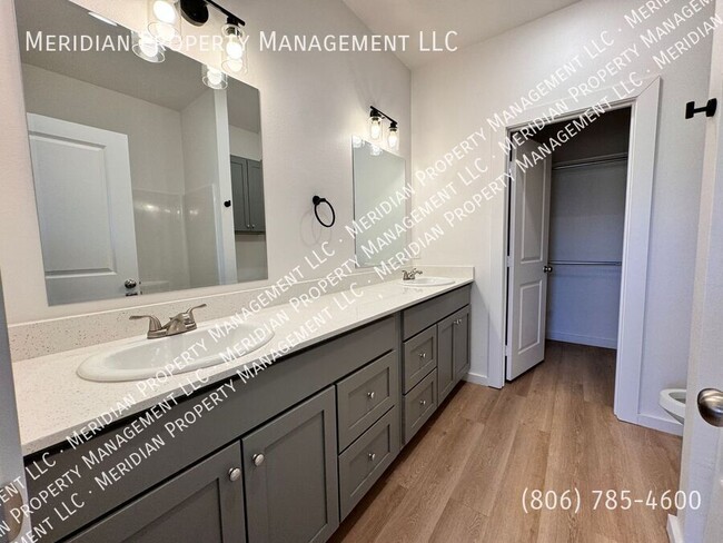 Building Photo - 5711 Kemper St