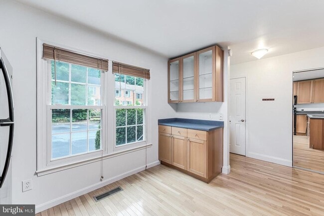 Building Photo - 2331 Harleyford Ct