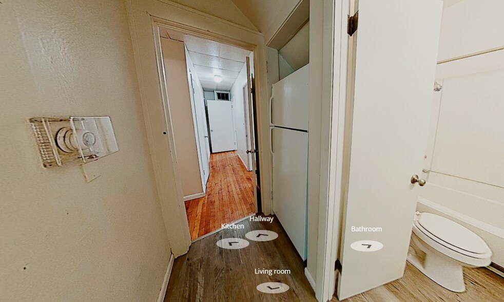 Building Photo - 507 N Linn St