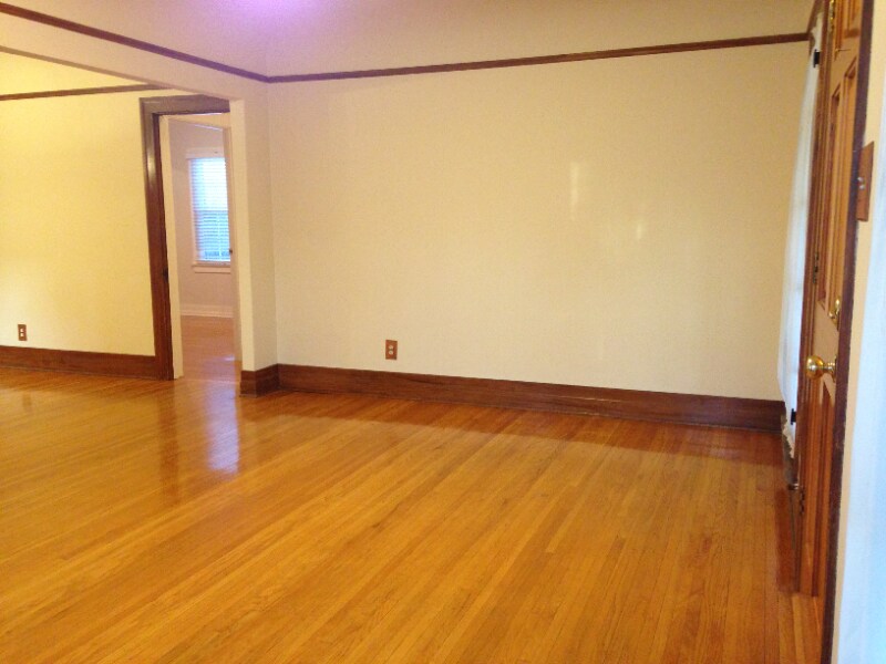 Building Photo - 1803 Orchard Ave