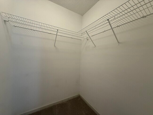 Building Photo - 1322 Hidden Timbers Pl