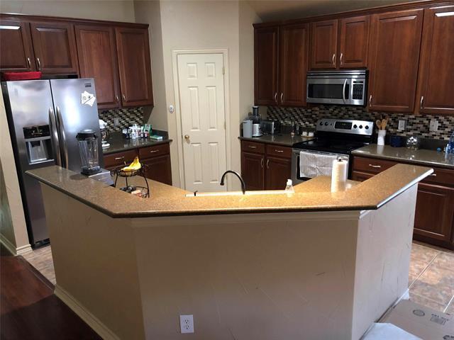Building Photo - 5513 Overland Dr