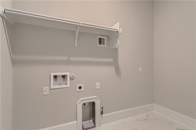 Building Photo - 466 Anfield Cir