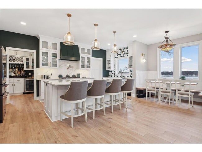 Primary Photo - 441 Park Ave