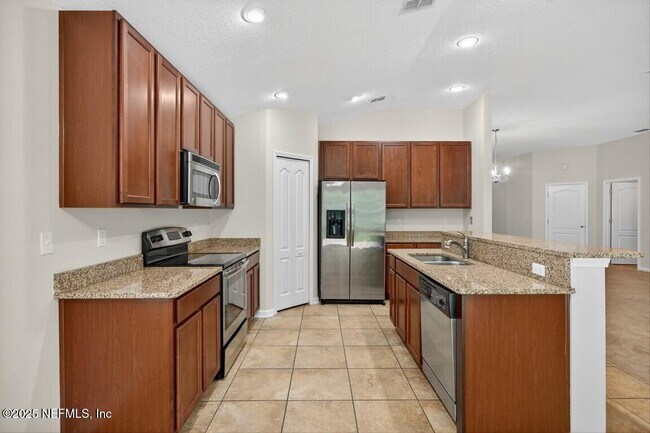 Building Photo - 112 Glenlivet Way
