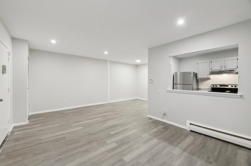 Building Photo - 1314 Wharton Dr