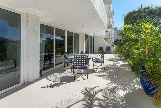 Building Photo - 2773 S Ocean Blvd