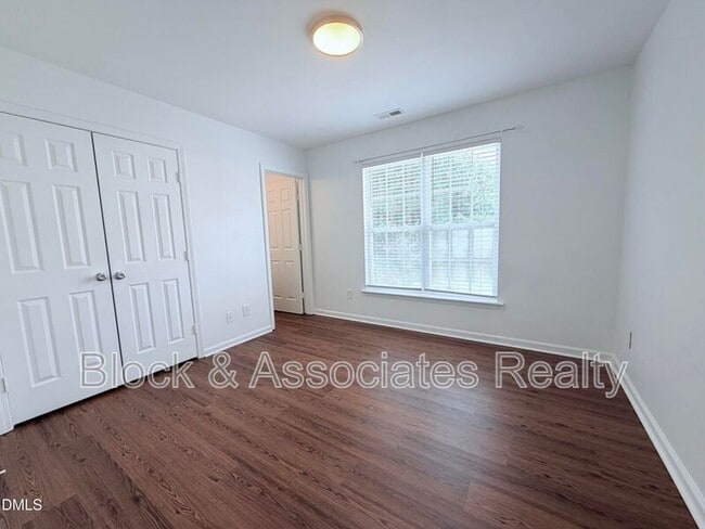 Building Photo - 9915 Wasser Ct