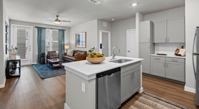 Building Photo - 3845 Frontier Pkwy