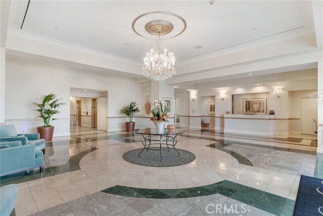 Building Photo - 850 E Ocean Blvd