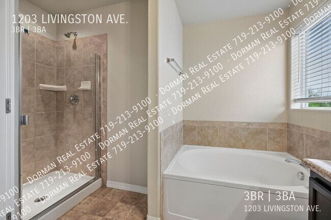Building Photo - 1203 Livingston Ave