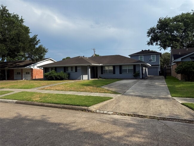 Building Photo - 5811 McKnight St