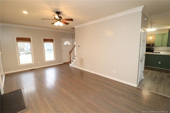 Building Photo - 2704 Thurrock Dr