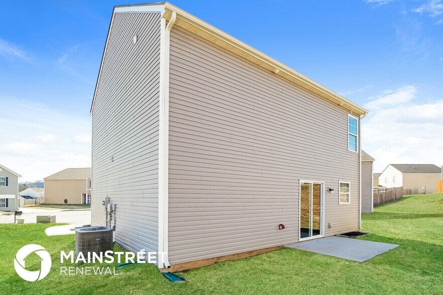 Building Photo - 7151 Forest Willow Ln