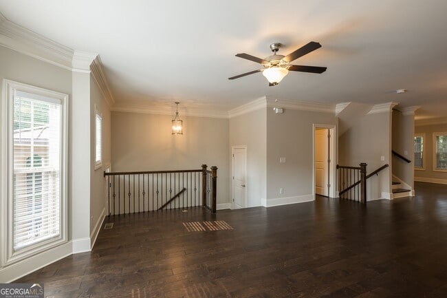 Building Photo - 921 Hickory Leaf Ct SE