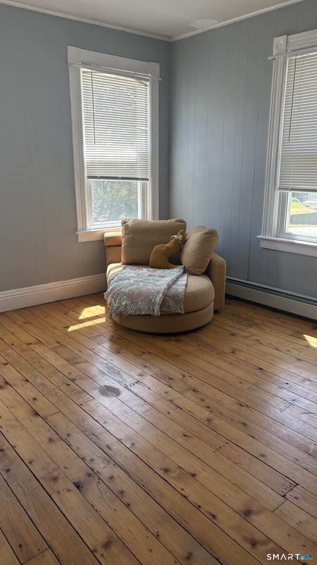 Building Photo - 130 Platt Ave