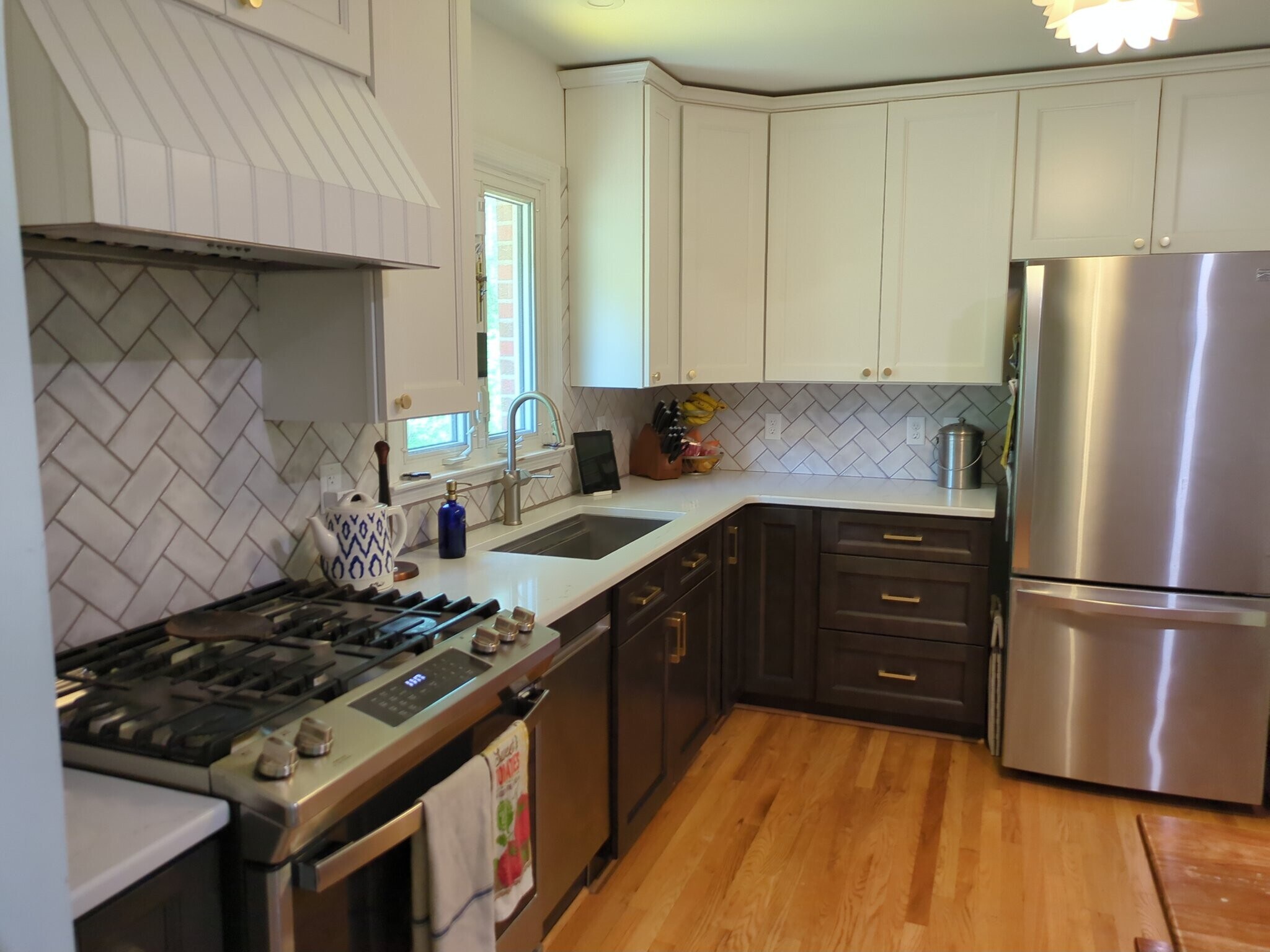 Building Photo - 616 Oak Dr