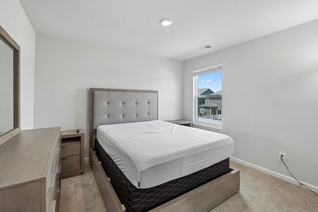 Building Photo - 4922 Barnburgh Ln