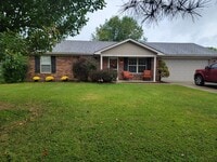 Building Photo - 1216 Pebble Creek Dr