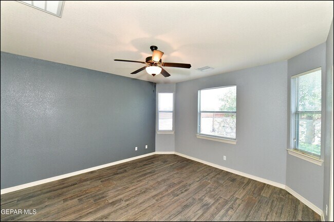 Building Photo - 12569 Wolf Berry Dr