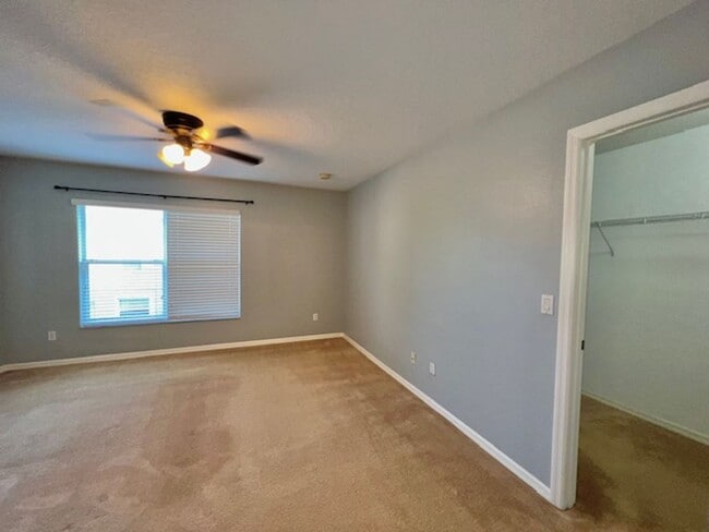 Building Photo - AVAILABLE NOW! Charming 2 Beds 2.5 Bath Townhome! 2 MASTER SUITES! Attached one car garage!! Extr...