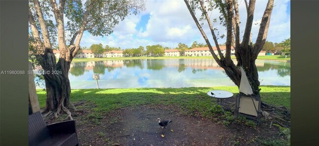 Building Photo - 2920 SE 13th Ave